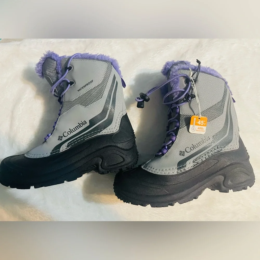 🤍💜💎💎Columbia Kids' Black and Lavender Snow Boots
